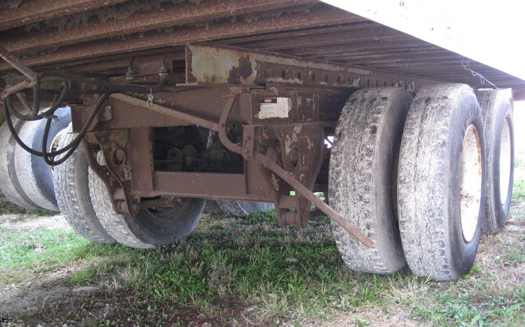 image for item 6534 1986 Fruehauf FB-9-F2-48-LLW3.0 48' dry van trailer