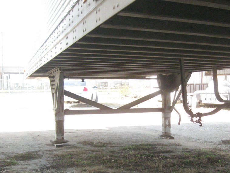 image for item 6536 1981 Great Dane 810TL436 48' dry van trailer