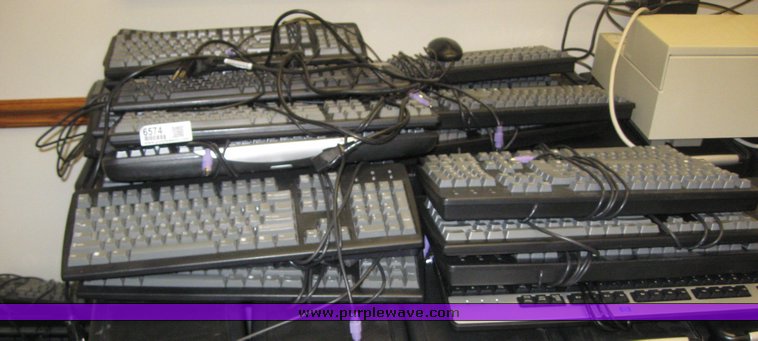 image for item 6574 (58) PS/2 keyboards