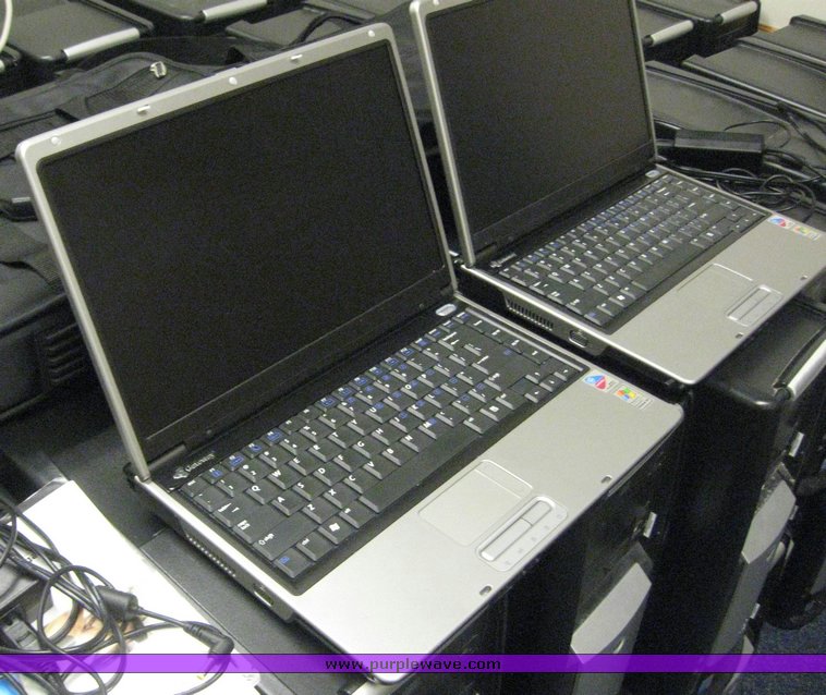 image for item 6576 (2) Gateway M210 laptop computers