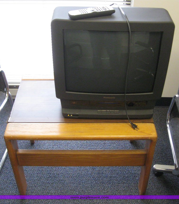 image for item 6577 Assorted furniture