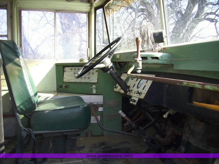 image for item 1000 1973 Ford Blue Bird bus