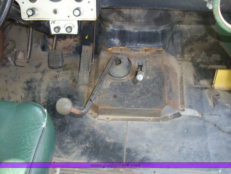 image for item 1000 1973 Ford Blue Bird bus