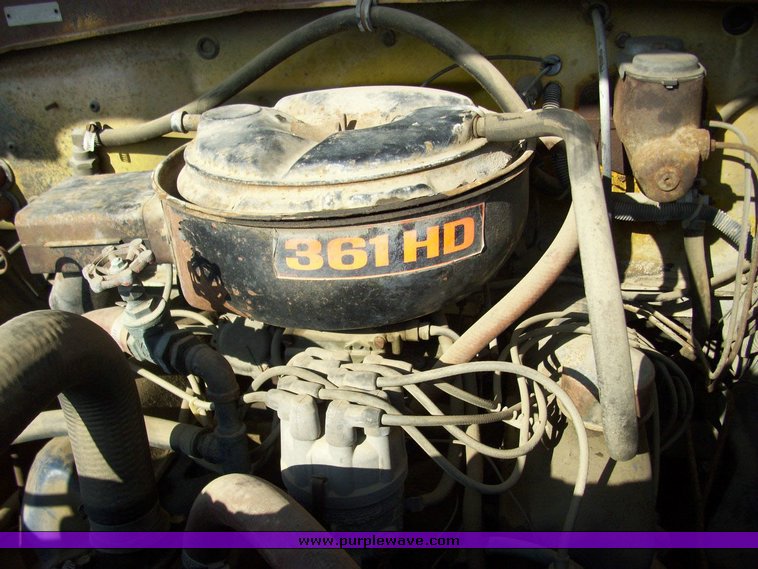 image for item 1000 1973 Ford Blue Bird bus