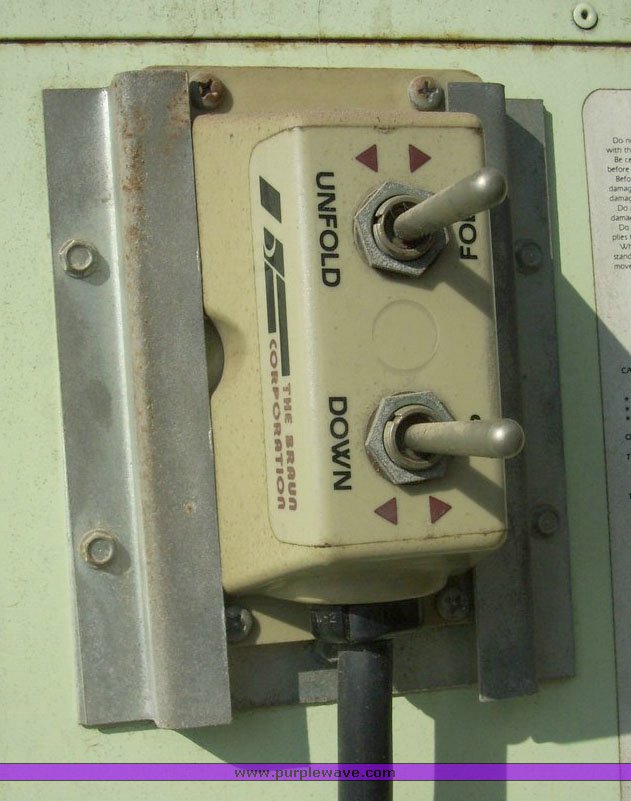 image for item 1000 1973 Ford Blue Bird bus