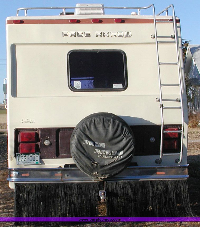 image for item 1100 1981 Pace Arrow Class A motor home