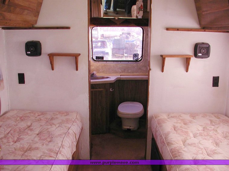 image for item 1100 1981 Pace Arrow Class A motor home
