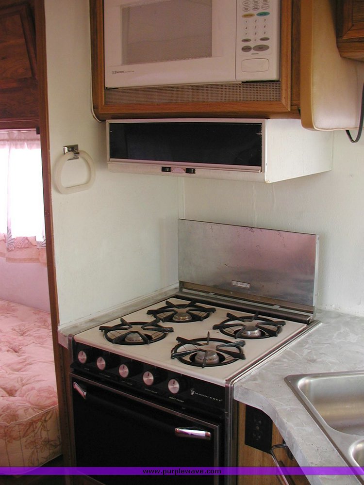 image for item 1100 1981 Pace Arrow Class A motor home