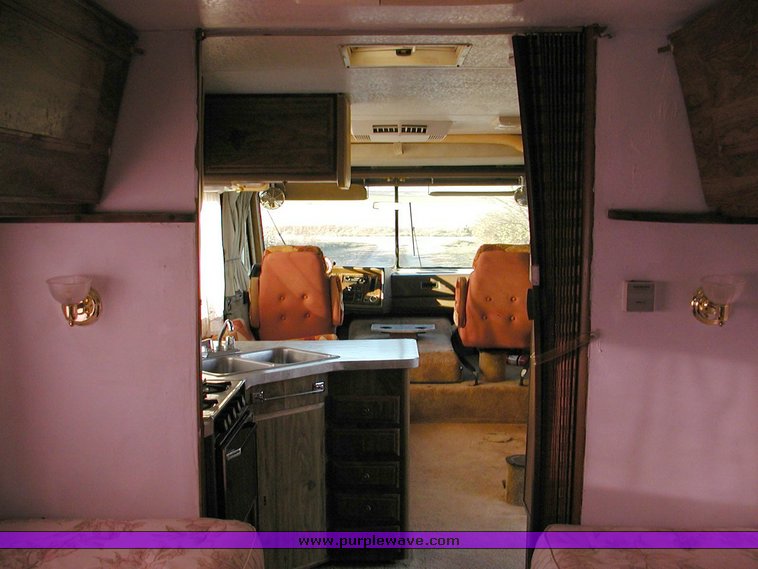 image for item 1100 1981 Pace Arrow Class A motor home