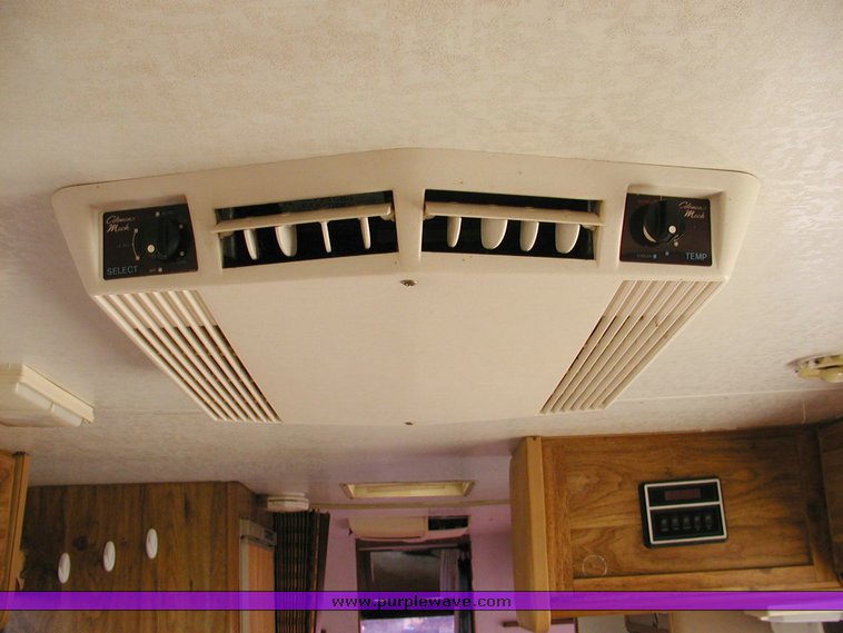 image for item 1100 1981 Pace Arrow Class A motor home