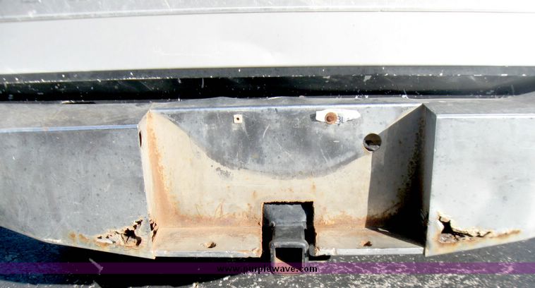 image for item 3967 1988 Chevrolet Silverado K2500 single cab pickup