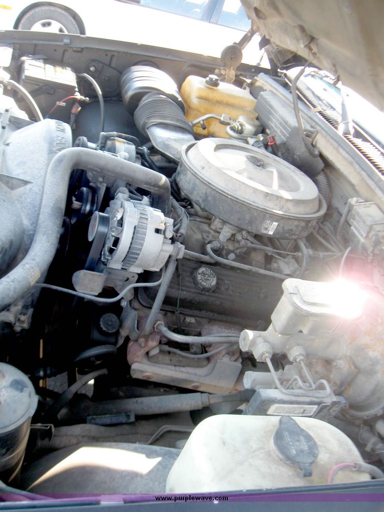 image for item 3967 1988 Chevrolet Silverado K2500 single cab pickup