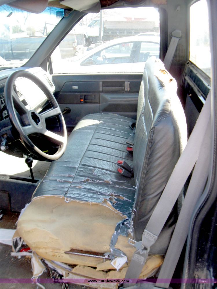 image for item 3967 1988 Chevrolet Silverado K2500 single cab pickup