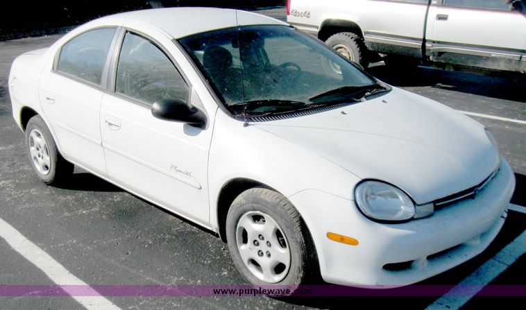 image for item 3968 2000 Plymouth Neon