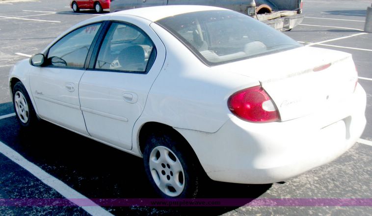 image for item 3968 2000 Plymouth Neon