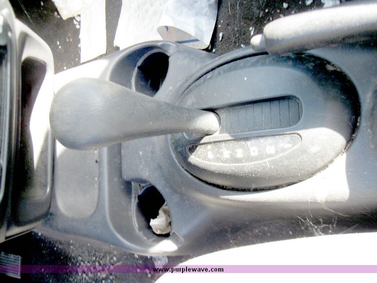 image for item 3968 2000 Plymouth Neon