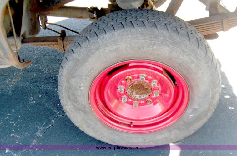 image for item 3969 1987 GMC V2500