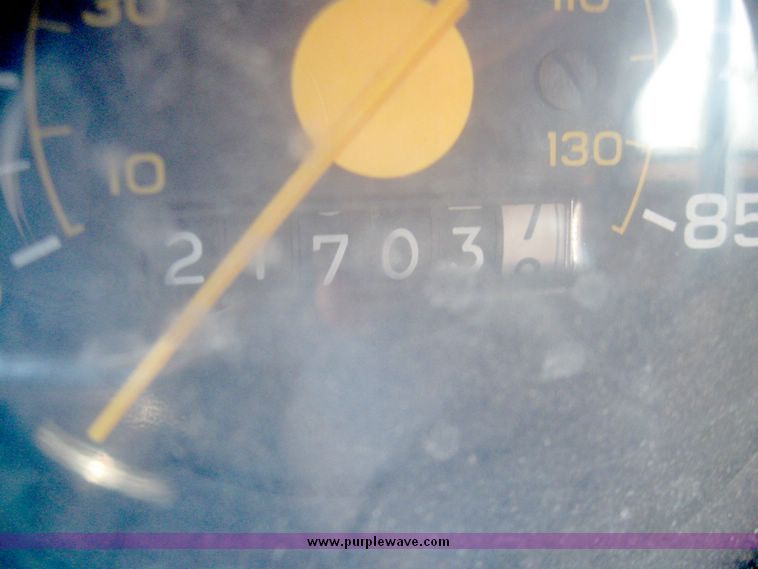 image for item 3969 1987 GMC V2500