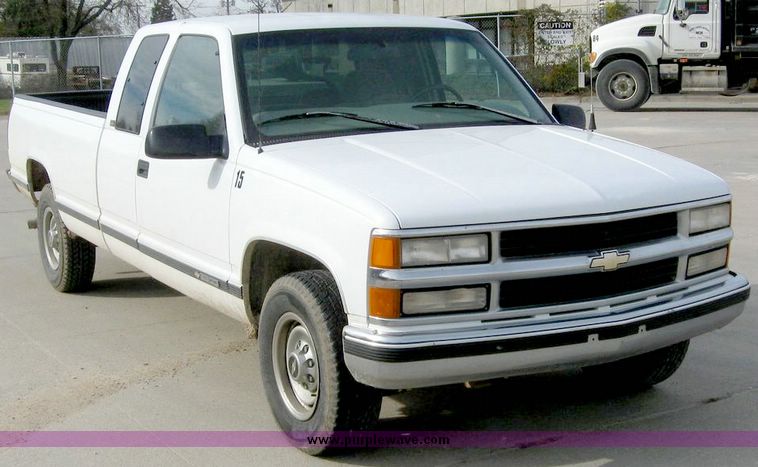 image for item 4287 1997 Chevrolet C2500