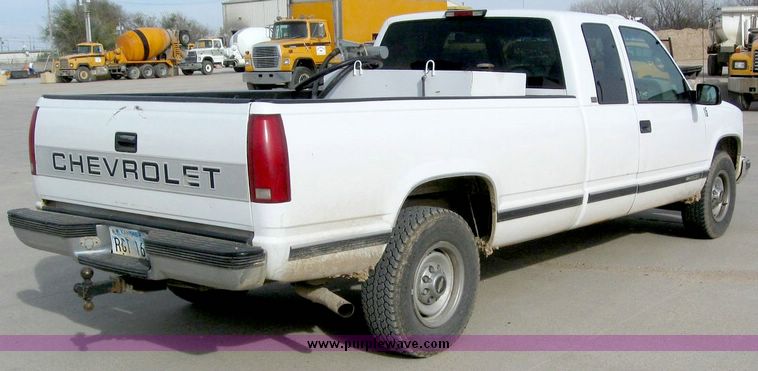 image for item 4287 1997 Chevrolet C2500