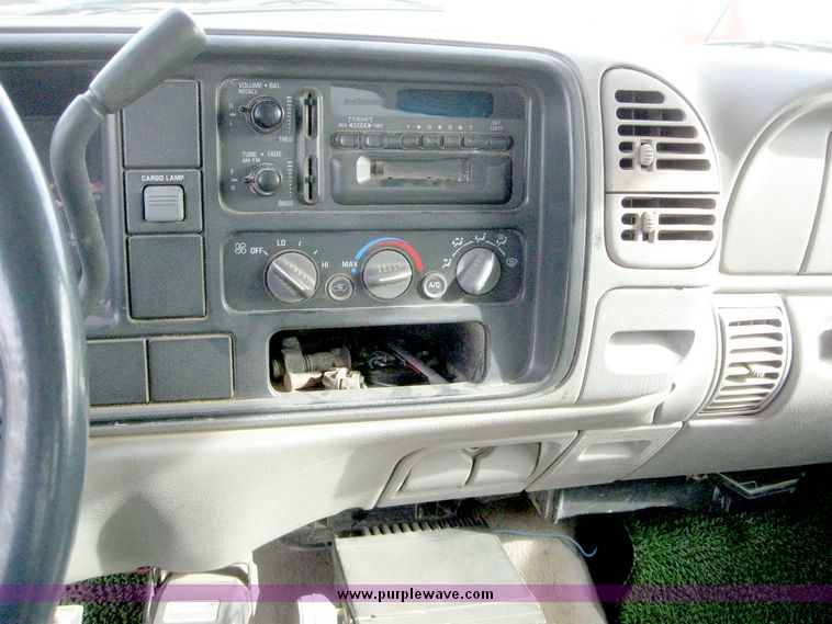image for item 4287 1997 Chevrolet C2500