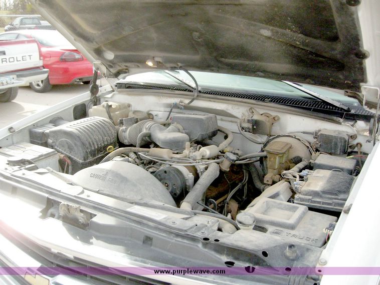 image for item 4287 1997 Chevrolet C2500