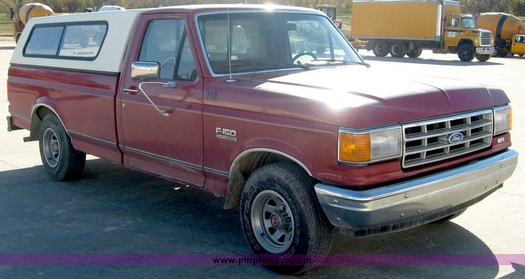 image for item 6414 1988 Ford F-150 pickup truck