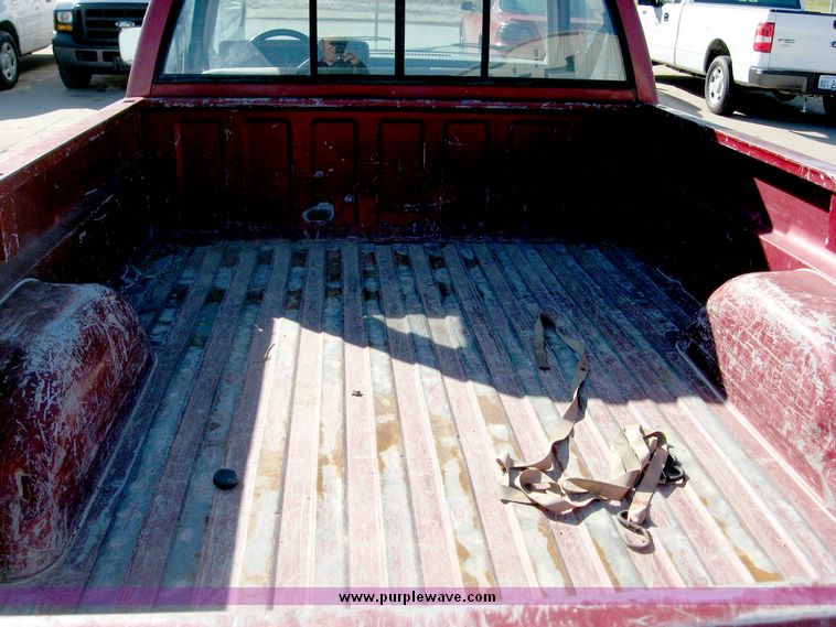 image for item 6417 1991 Chevrolet C1500 pickup truck