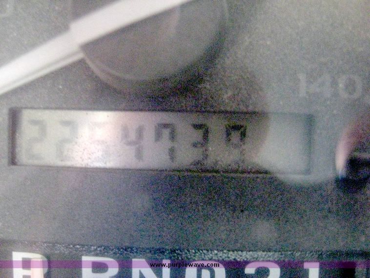 image for item 6418 1994 Ford F-150 pickup truck