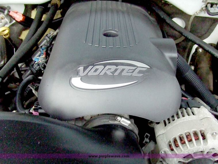 image for item 6521 2003 Chevrolet K1500 Silverado pickup truck