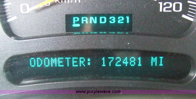 image for item 6537 2003 Chevrolet Silverado C1500HD crew cab pickup