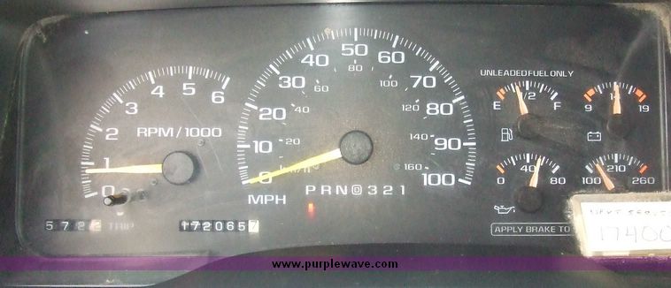 image for item 6540 1997 Chevrolet C2500 Extended cab pickup