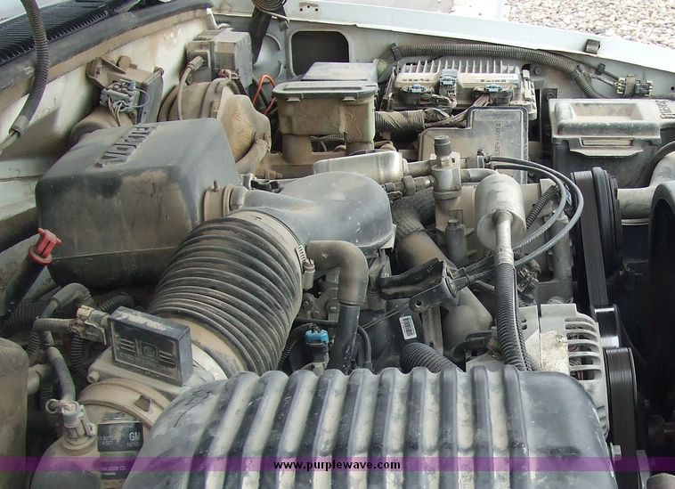 image for item 6540 1997 Chevrolet C2500 Extended cab pickup