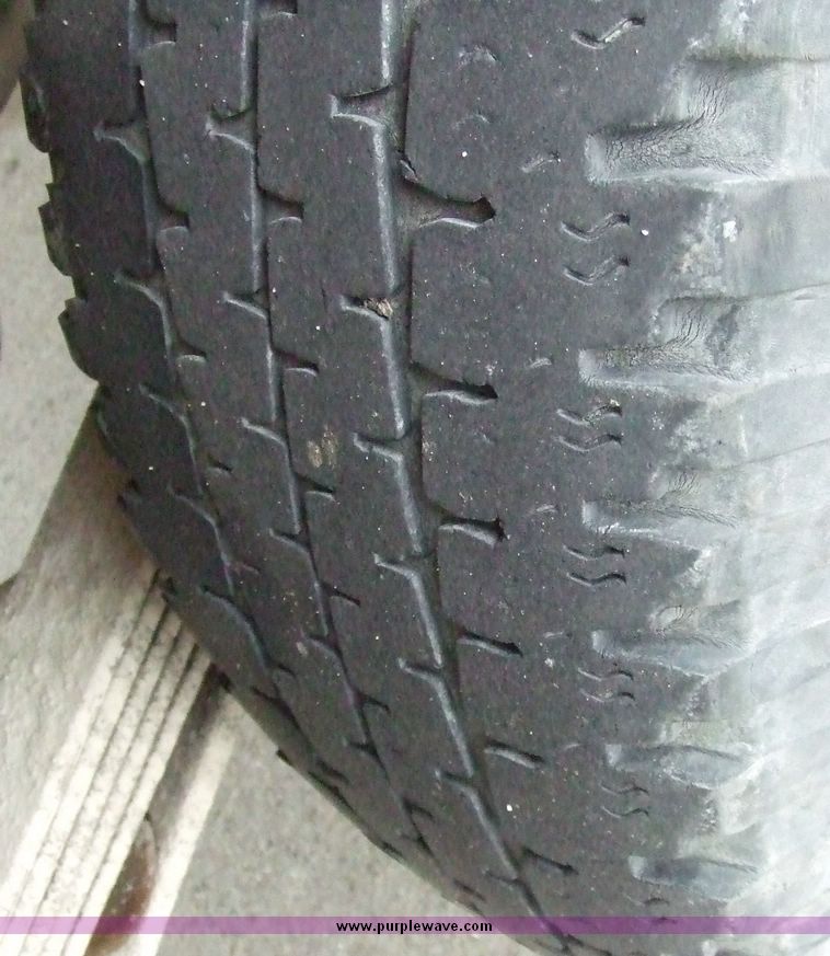 image for item 6540 1997 Chevrolet C2500 Extended cab pickup