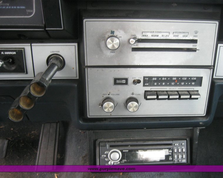 image for item 8385 1985 Chevrolet Caprice Classic