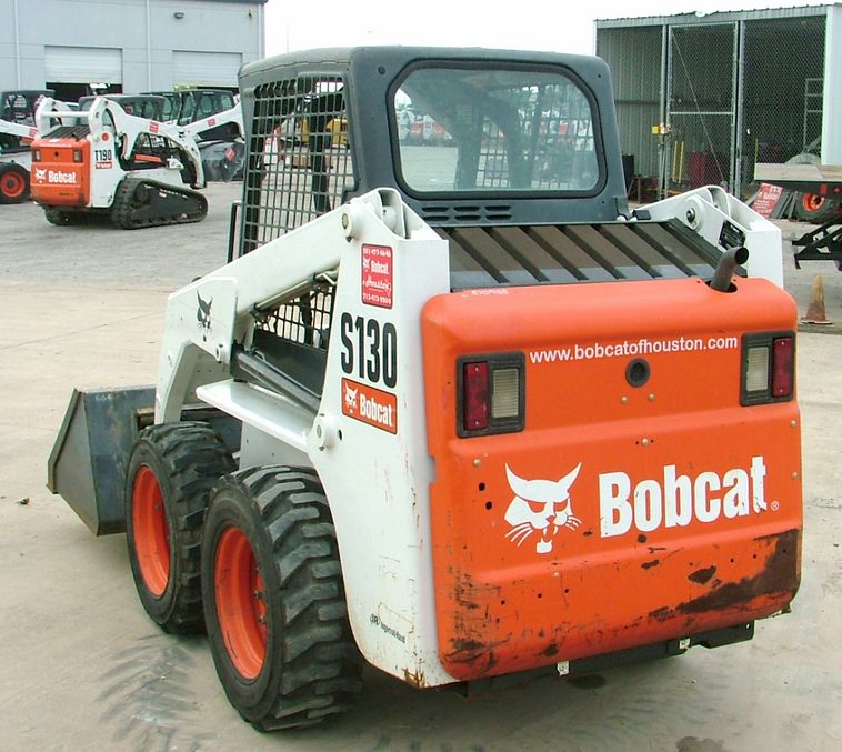 image for item 3001 2006 Bobcat S-130 skid steer