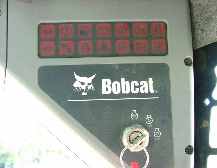 image for item 3002 2008 Bobcat T-300 skid steer