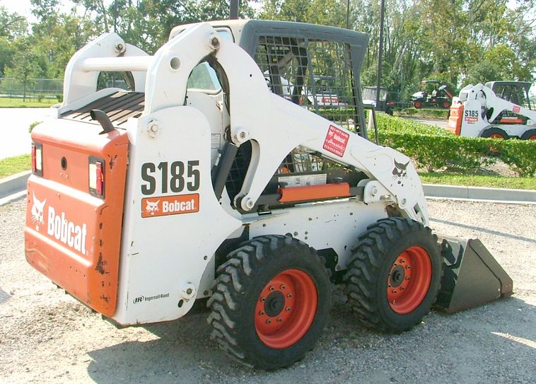 image for item 3003 2007 Bobcat S-185 skid steer