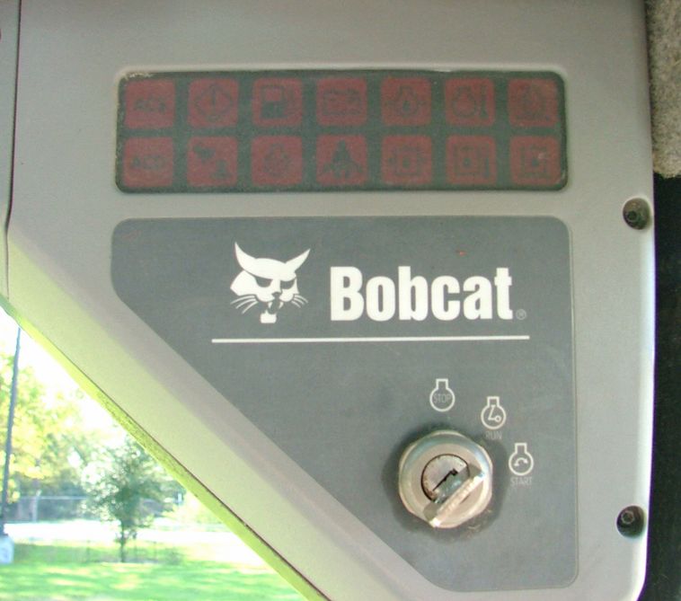 image for item 3003 2007 Bobcat S-185 skid steer