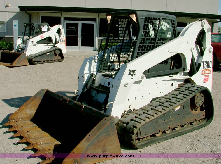 image for item 3004 2008 Bobcat T-300 skid steer