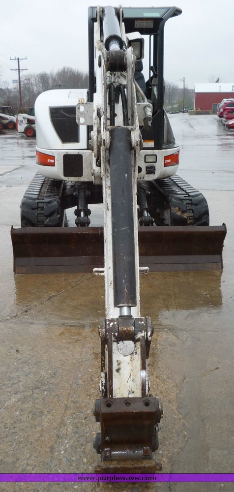image for item 4241 2005 Bobcat 435ZHS compact excavator