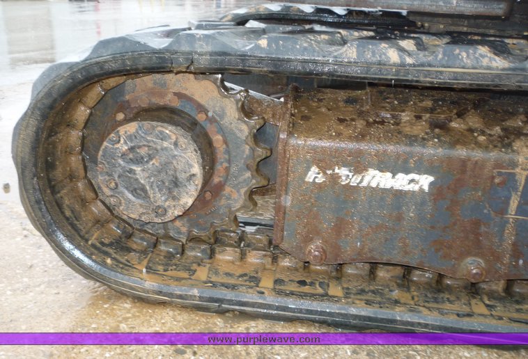 image for item 4241 2005 Bobcat 435ZHS compact excavator