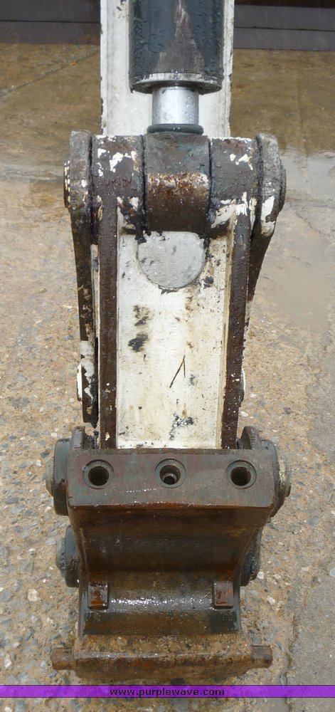 image for item 4241 2005 Bobcat 435ZHS compact excavator