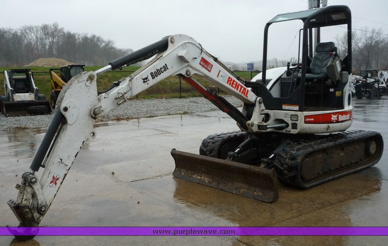 image for item 4242 2005 Bobcat 435ZHS compact excavator