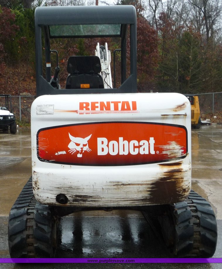 image for item 4243 2006 Bobcat 341G compact excavator