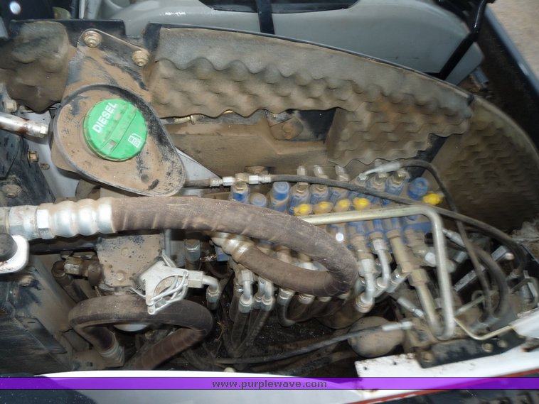 image for item 4243 2006 Bobcat 341G compact excavator