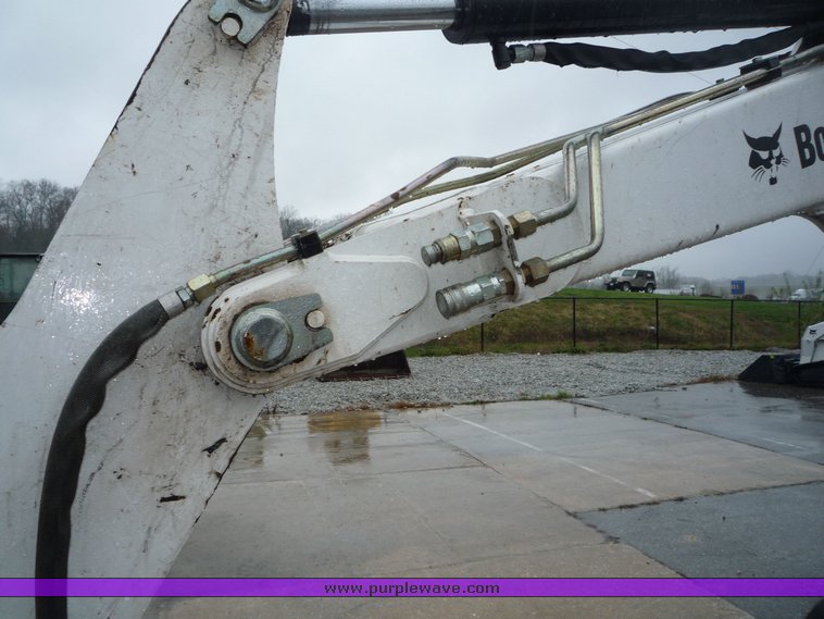 image for item 4243 2006 Bobcat 341G compact excavator