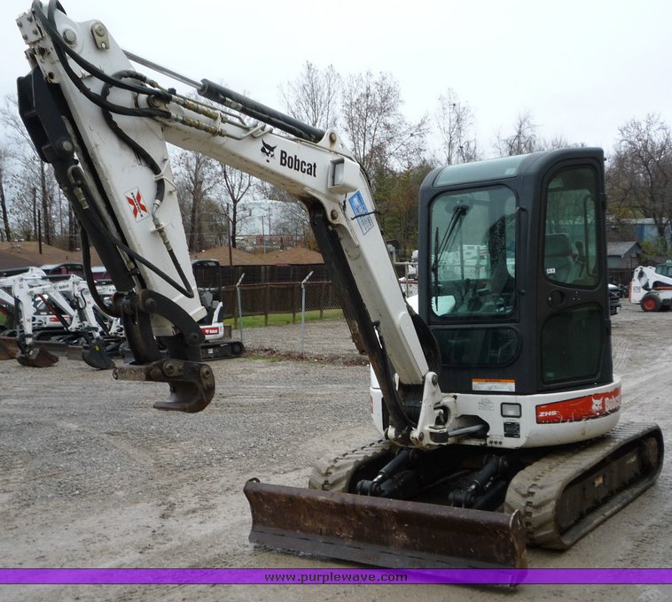 image for item 4247 2006 Bobcat 430E Fast Track compact excavator