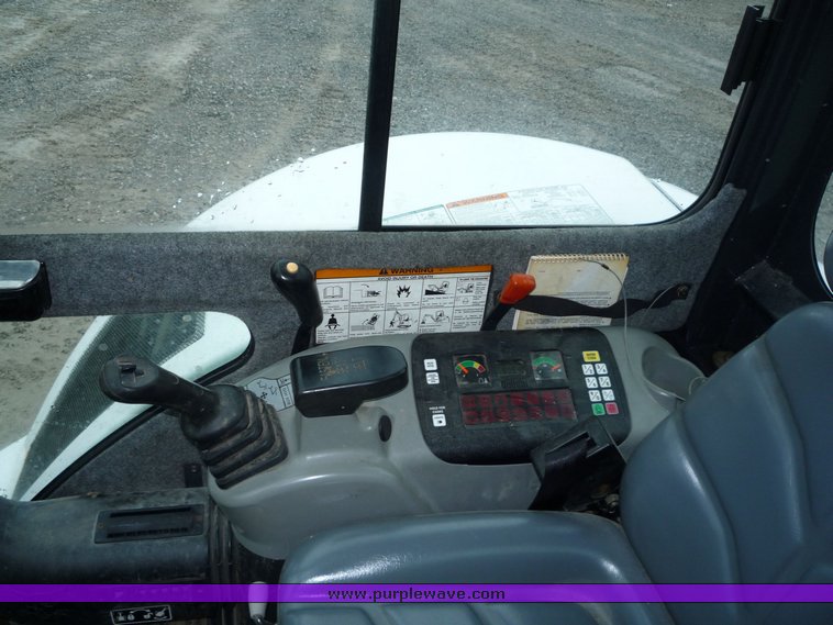 image for item 4247 2006 Bobcat 430E Fast Track compact excavator