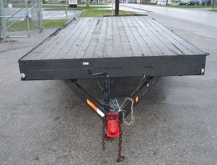 image for item 4259 16' x 7'7" shop built double axle trailer